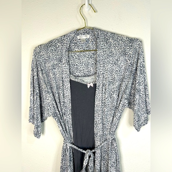 Modern Luxury Carole Hochman Robe Chemise Set S Gray Pink Bow Flaw Read - Picture 3 of 14